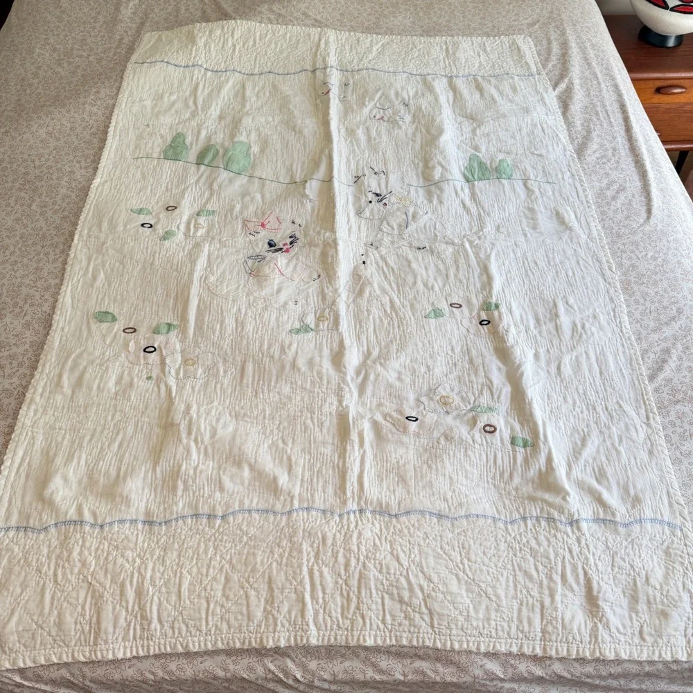 Vintage Hand Embroidered Baby Quilt White Cotton Kittens Birds Floral 54x36